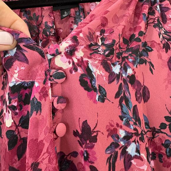 Torrid Size 5X Popover Top Blouse Pink Floral Peasant Georgette Career Bloomcore - Picture 10 of 12